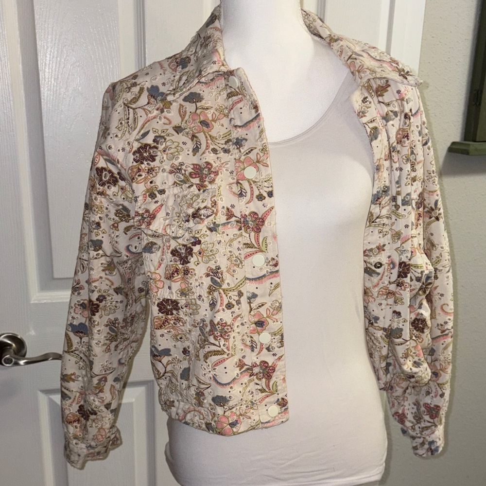 Anthropology Solitaire Eyelet Floral Cream Oversized Denim Jacket - Picture 11 of 12
